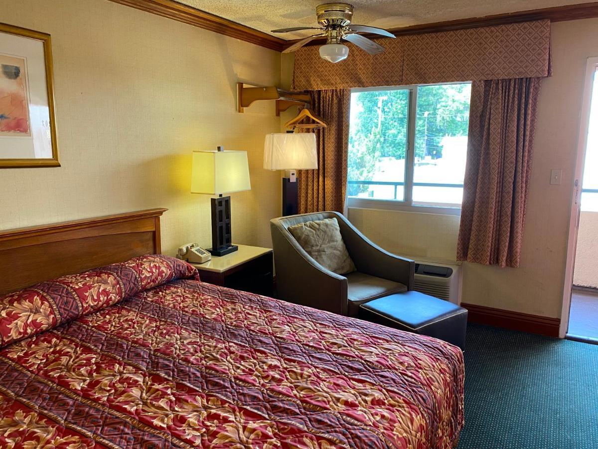 Motel New Century